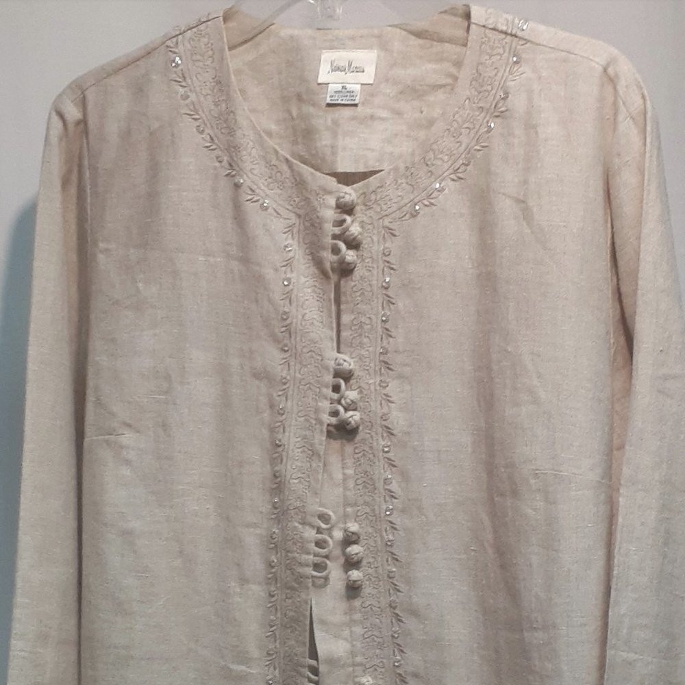 Jacket - Picture 2 of 8